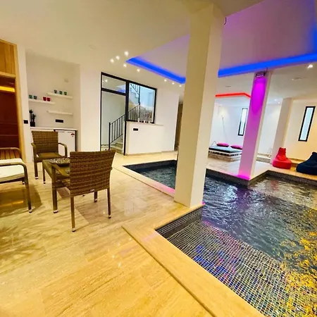 Honeymoon With Luxury Indoor And Outdoor Pools In Kalkan Villa Kaş