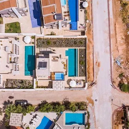 Honeymoon With Luxury Indoor And Outdoor Pools In Kalkan Villa Kaş