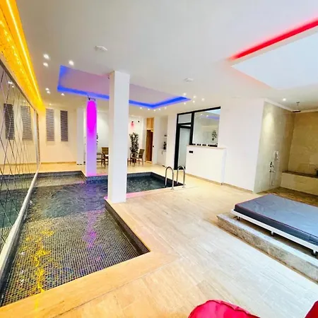Honeymoon With Luxury Indoor And Outdoor Pools In Kalkan Kaş
