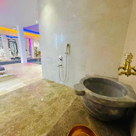 Honeymoon With Luxury Indoor And Outdoor Pools In Kalkan Kaş