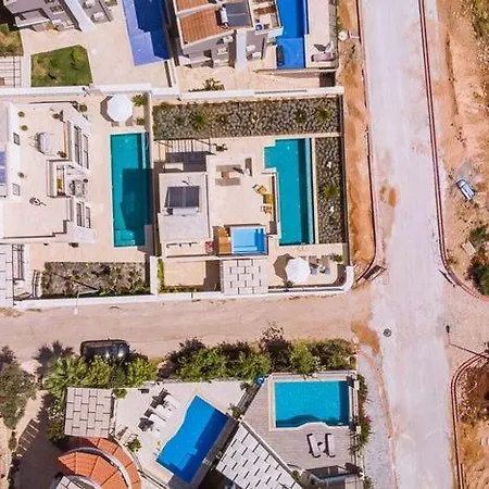 Villa Honeymoon With Luxury Indoor And Outdoor Pools In Kalkan