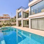 Honeymoon With Luxury Indoor And Outdoor Pools In Kalkan Каш