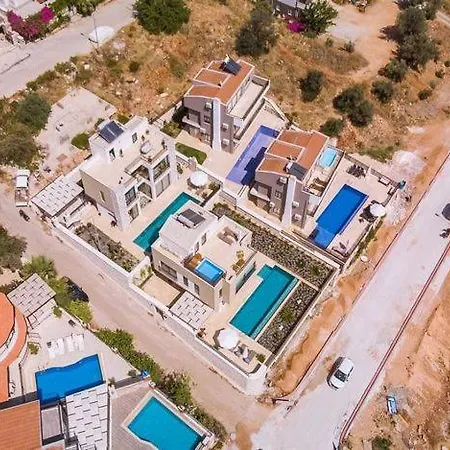 Honeymoon With Luxury Indoor And Outdoor Pools In Kalkan ヴィラ カシュ