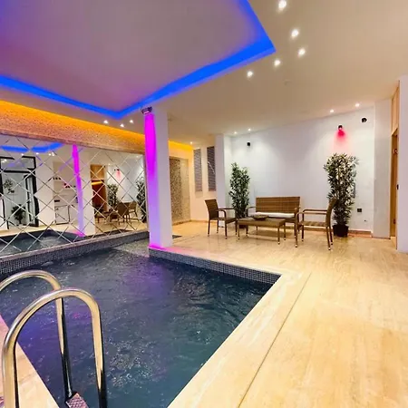 ヴィラ Honeymoon With Luxury Indoor And Outdoor Pools In Kalkan カシュ