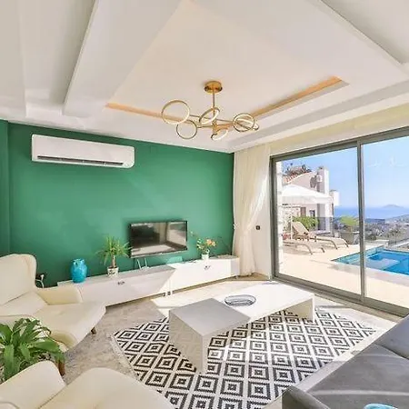 Honeymoon With Luxury Indoor And Outdoor Pools In Kalkan カシュ