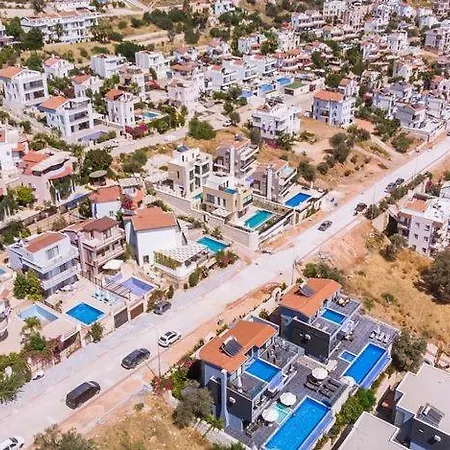 Honeymoon With Luxury Indoor And Outdoor Pools In Kalkan カシュ