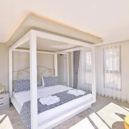 Honeymoon With Luxury Indoor And Outdoor Pools In Kalkan