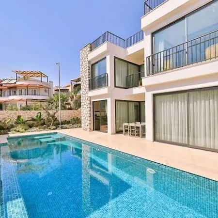 Honeymoon With Luxury Indoor And Outdoor Pools In Kalkan Kaş