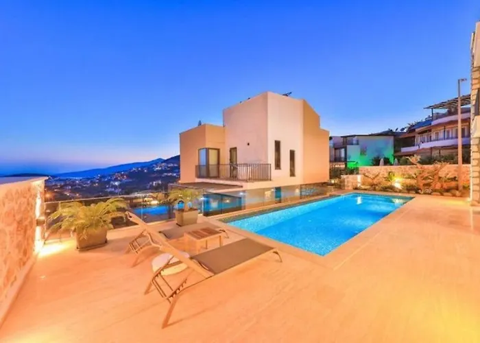 Villa Honeymoon With Luxury Indoor And Outdoor Pools In Kalkan
