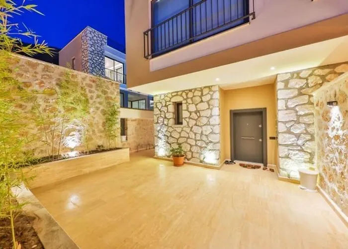 Villa Honeymoon With Luxury Indoor And Outdoor Pools In Kalkan