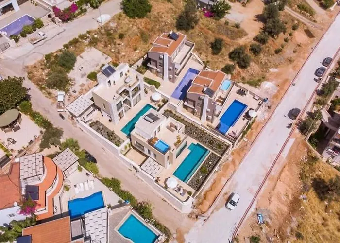 Villa Honeymoon With Luxury Indoor And Outdoor Pools In Kalkan Kas