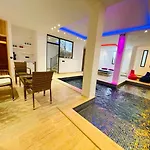 Honeymoon With Luxury Indoor And Outdoor Pools In Kalkan ヴィラ カシュ