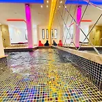 Honeymoon With Luxury Indoor And Outdoor Pools In Kalkan カシュ